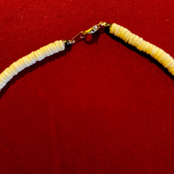 ❤️NWOT❤️unisex smooth puka shell choker necklace❤️ - Picture 3 of 4